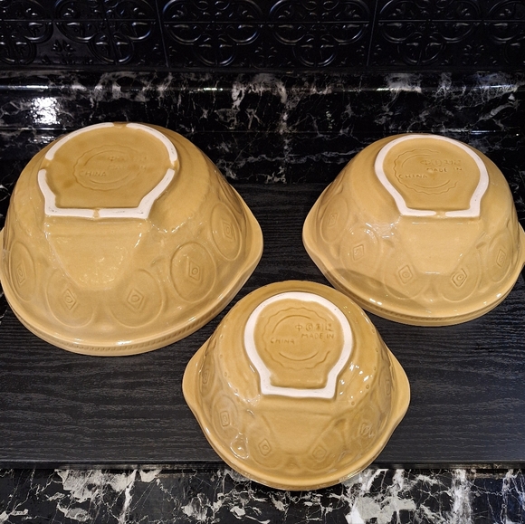 Heavy Duty Stoneware Ceramic Mixing Bowls, Vintage Gripstand Style Bowls - Picture 6 of 16